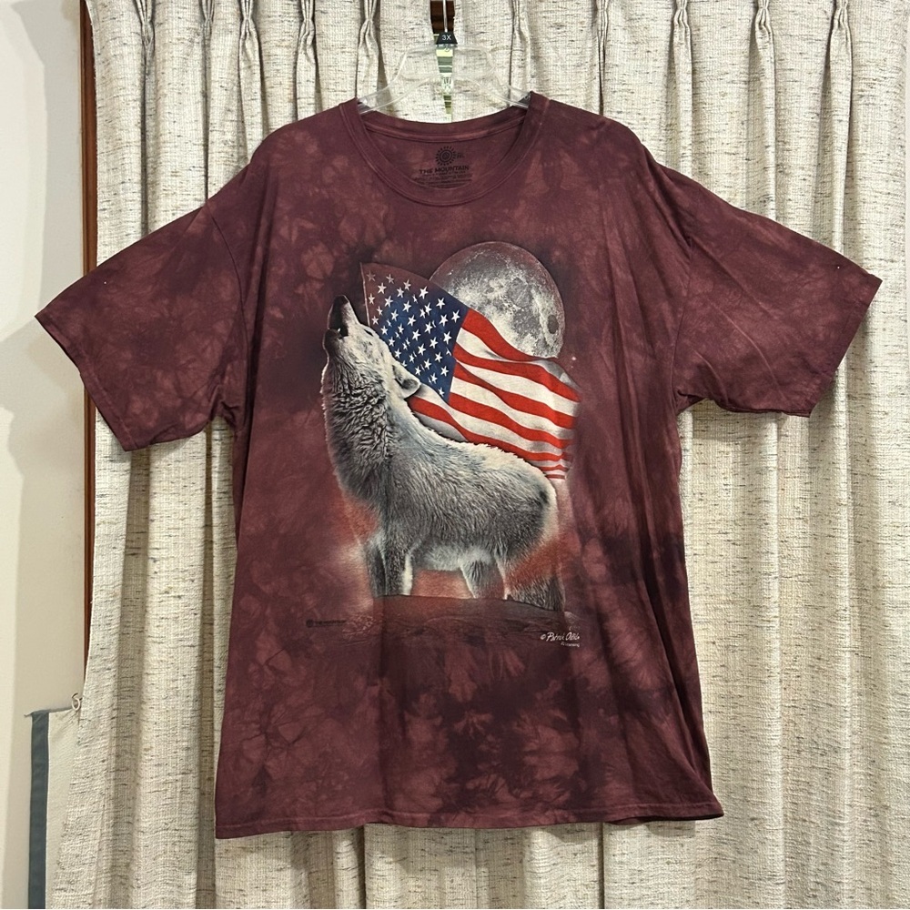 The Mountain Wolf & American Flag Cotton T-Shirt - 2XL